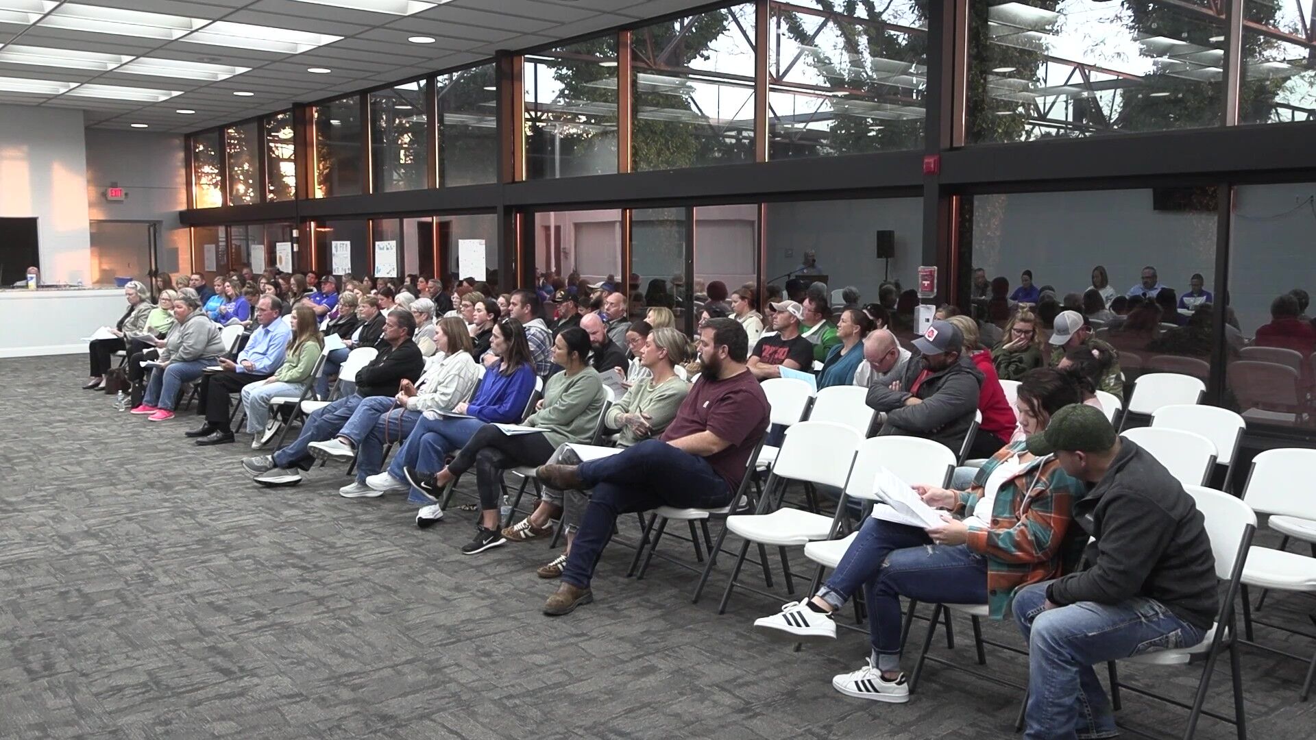 Allen East families meet school board candidates ahead of election